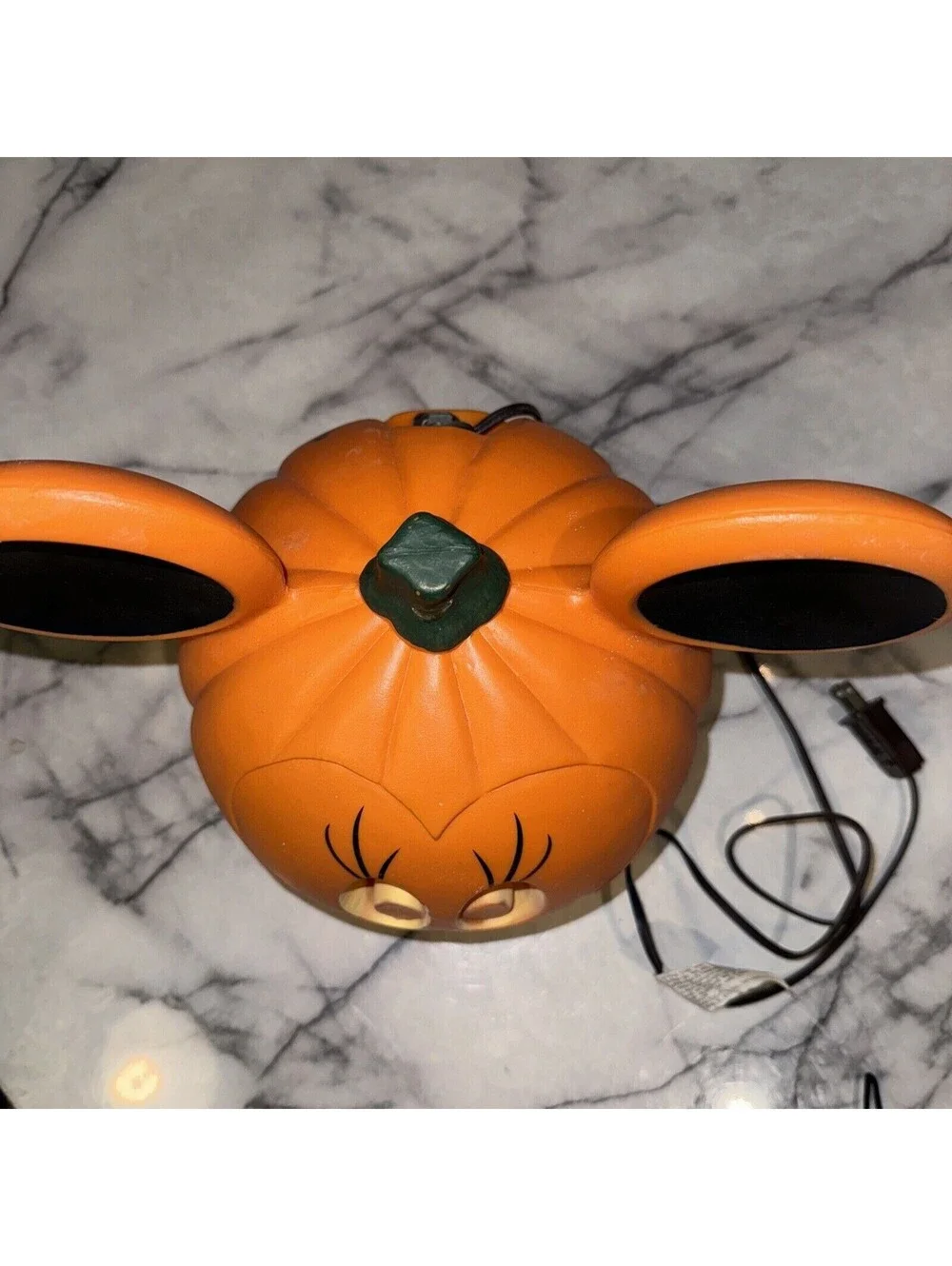 Disney Minnie Mouse Light Up Jack O'Lantern Pumpkin Blow Mold Halloween Lamp